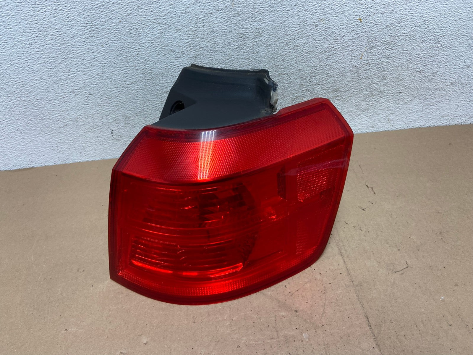 2010 to 2017 GMC Terrain Halogen Right Passenger Rh Side Tail Light AG4586 LK0