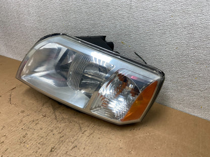 2004 - 2008 Mitsubishi Endeavor Headlight Left Driver Lh Side OEM Z9551 DW1