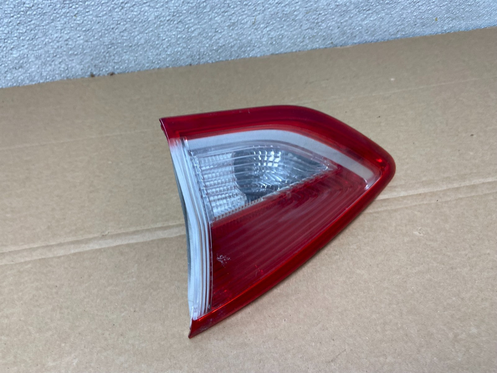 2013 to 2016 Ford Escape Right Passenger RH Side Inner Tail Light OEM AB3413 LK2