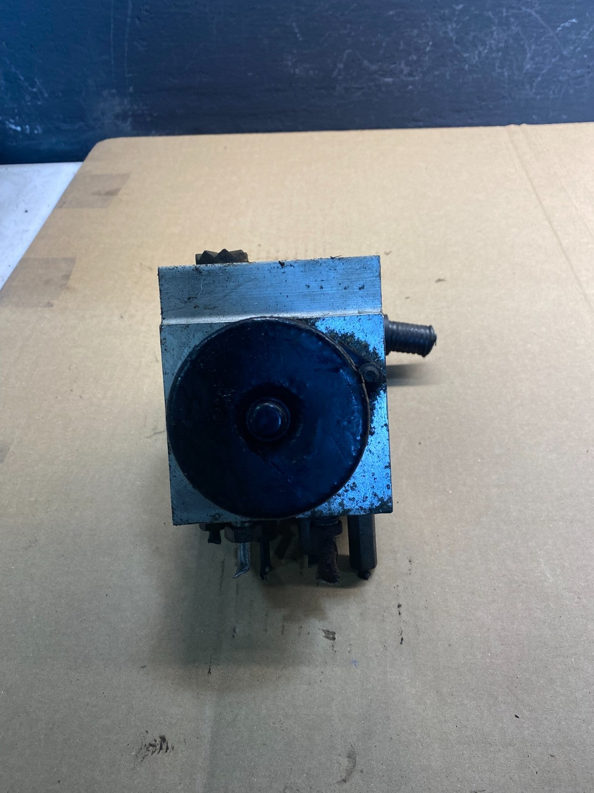 2011 - 2014 Ford E250 E350 Van  ABS Anti Lock Brake Pump Module Oem ac0938 DG5