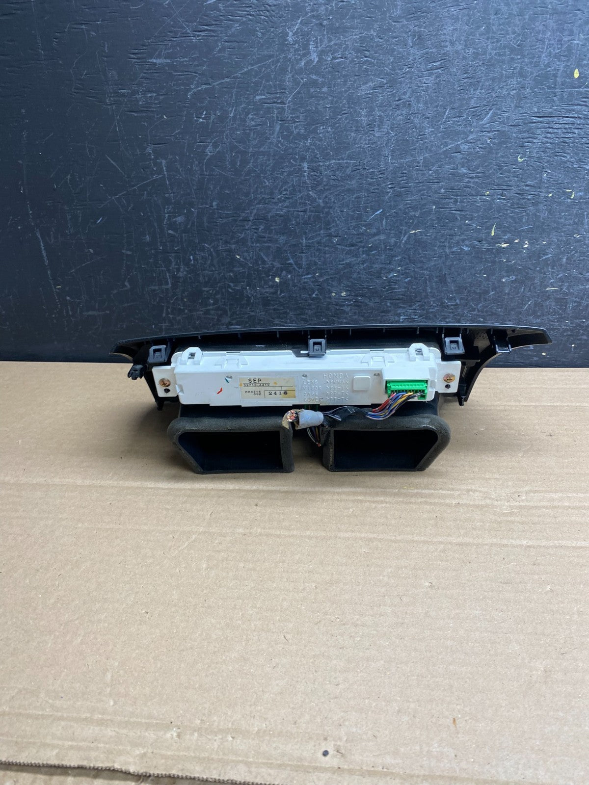 2004 to 2008 Acura TL Front Dash Dashboard AC Center Clock Air Vent AG0021 DG3