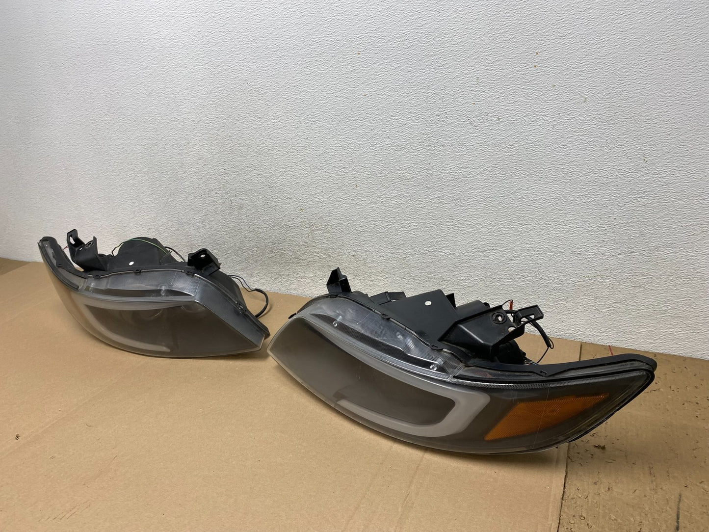 2004 - 2008 Infiniti Fx35 LED Left+Right Set LED Black Side Headlights AF2983 DG1