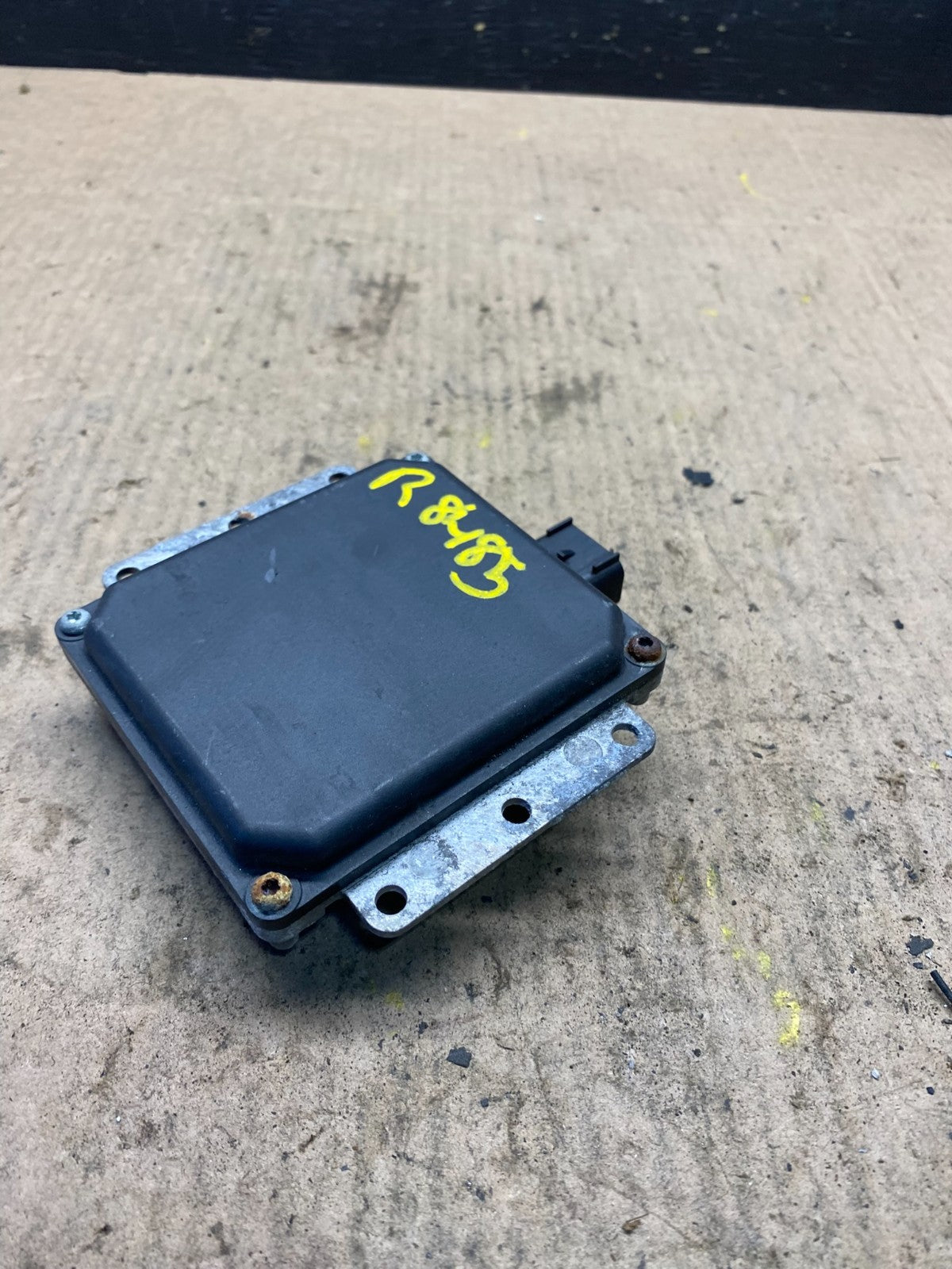 2014 2015 2016 Volvo S60 Rear Blind Spot Monitor Collision Sensor R8485 DG4