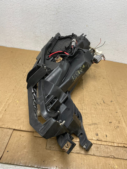 2009 - 2010 Mazda 6 Left Driver LH Side Halogen Headlight AD0557 DW6