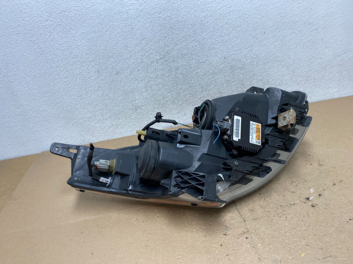 Sedan 2010 2011 2012 Nissan Altima Left Driver Side Xenon Headlight AF5097 DW8