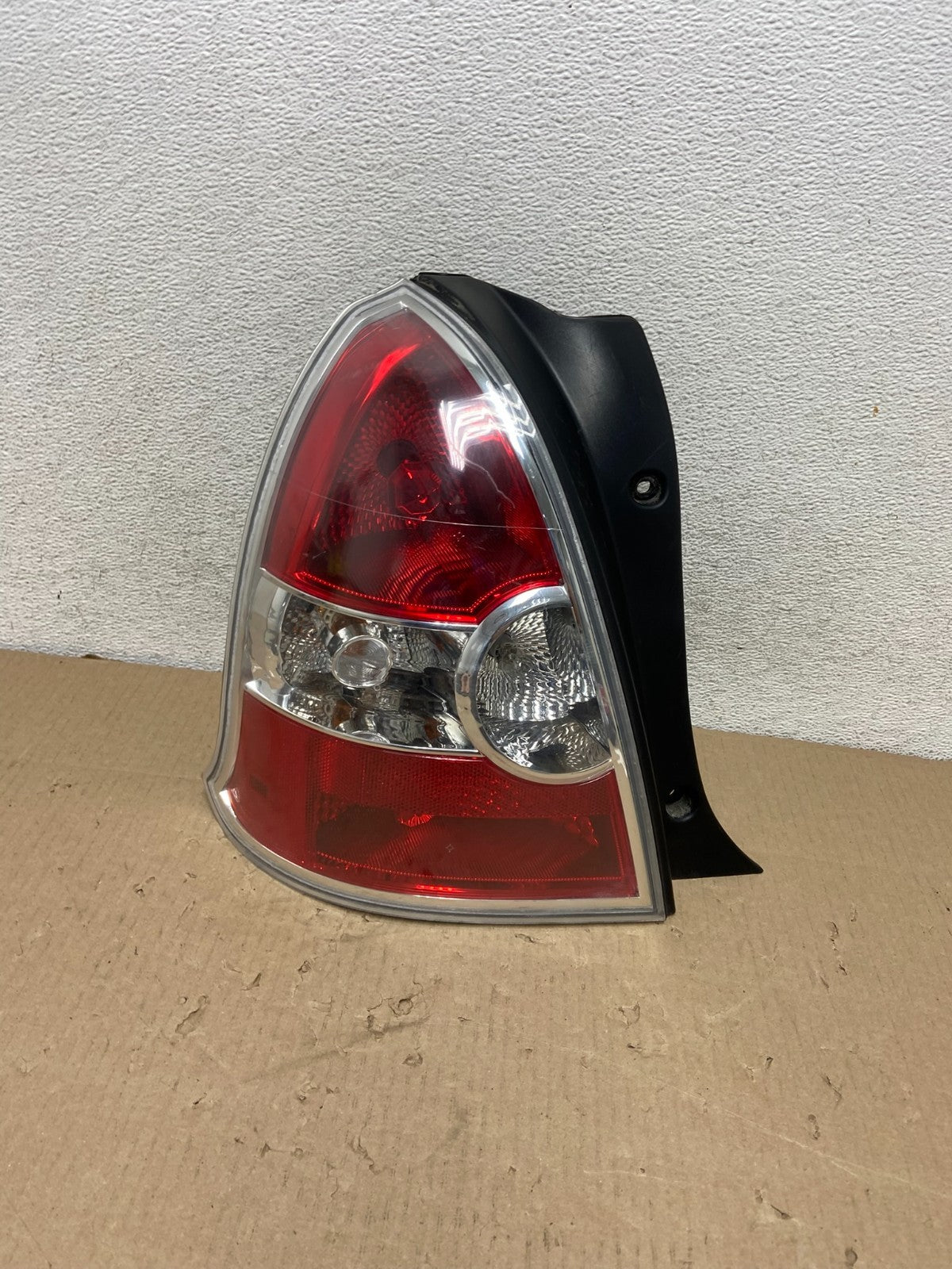 2007-2011 Hyundai Accent Hatchback Left Driver LH Side Tail Light AG5897 DW0