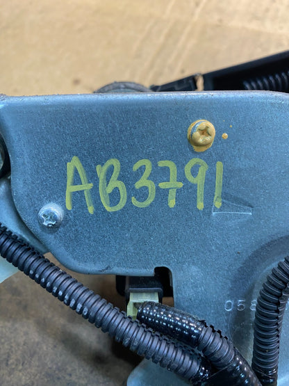 2010 to 2013 Honda Insight Rear Wiper Motor AB37916