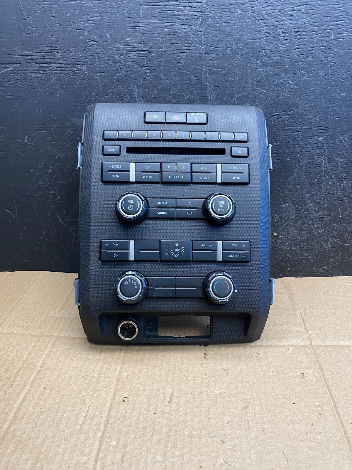 2009-2012 Ford F150 Heater Climate Control Radio Control Dash Bezel OE AC9377 DG0