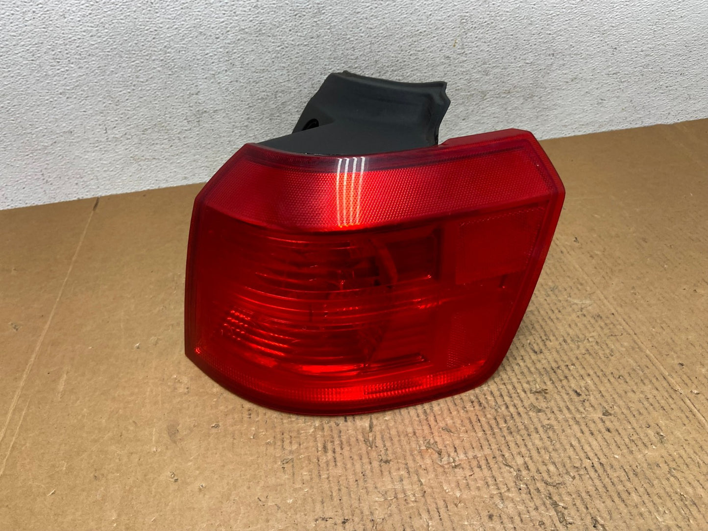 2010 to 2017 GMC Terrain Halogen Right Passenger Rh Side Tail Light AE1388 LK0