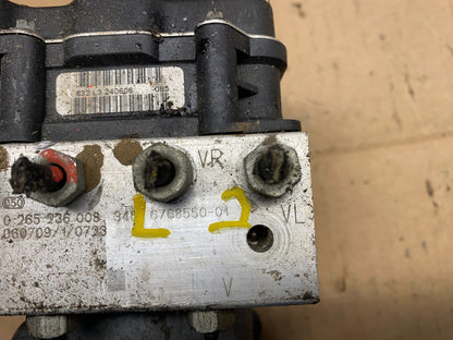 2006 to 2010 BMW 325i ABS Anti-Lock Brake Pump 3451 6775440-01 V2323 DG6