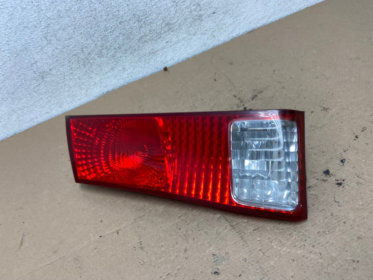 2000-2001 Toyota Camry Tail Light Left Driver LH Side Inner AF4852 LK1