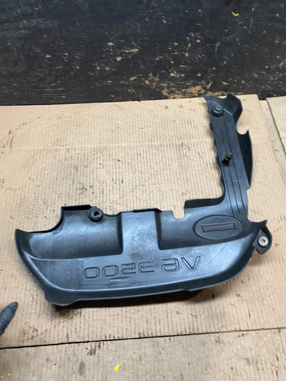 2001 to 2004 Nissan Pathfinder Engine Cover Ornament W5610 DG4