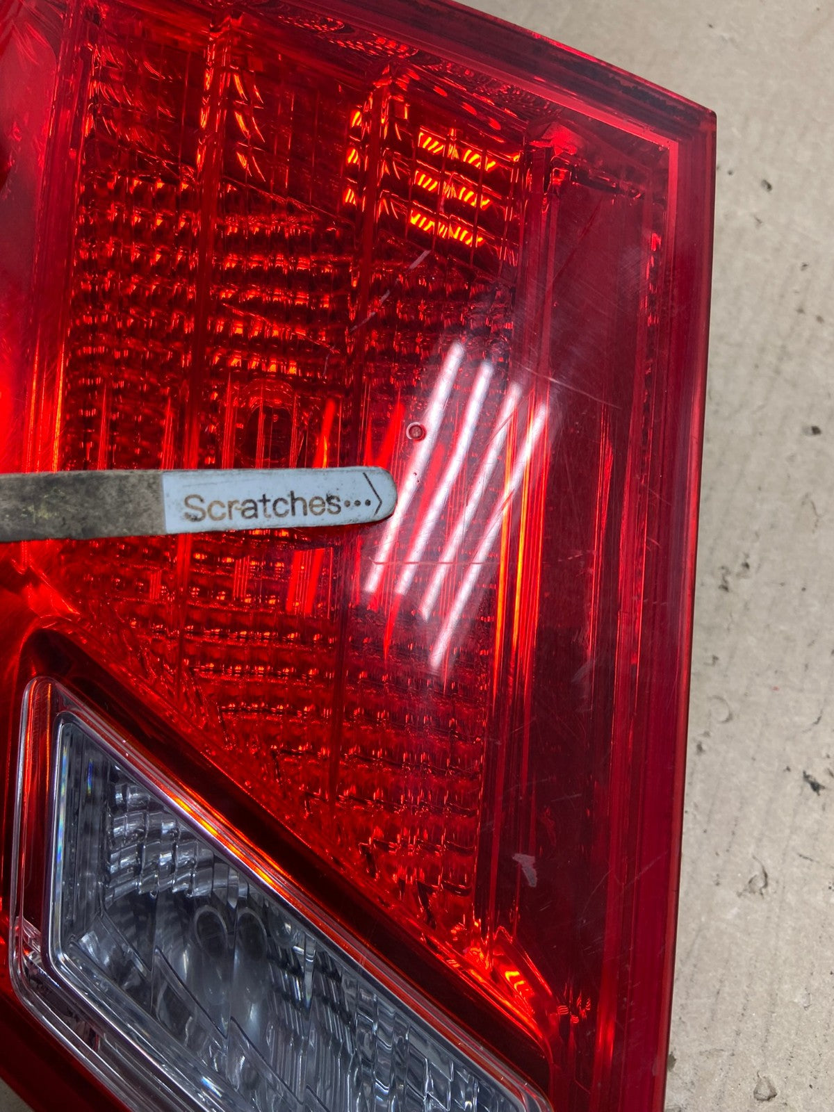 2007 2008 2009 Lexus Es350 Right Passenger RH Inner Tail Light AG6934 LK3