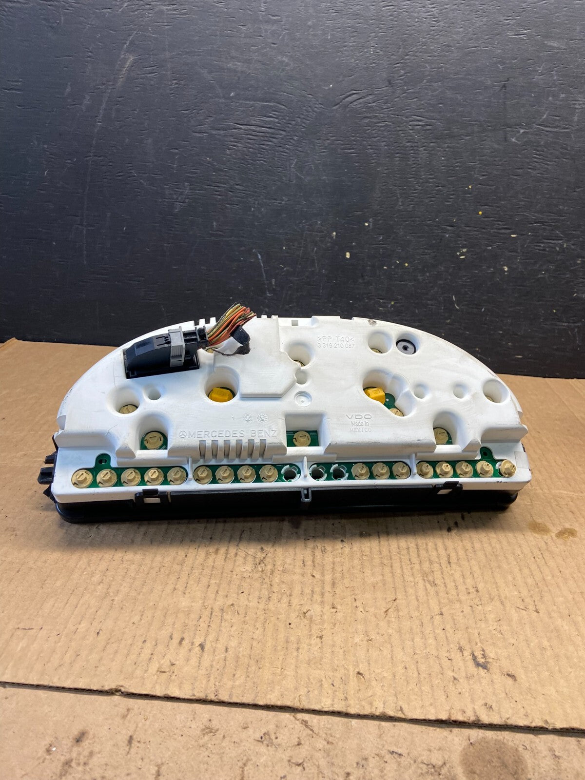 2002-2005 Mercedes W163 ML320 ML430 Instrument Cluster Speedometer M4490 DG5