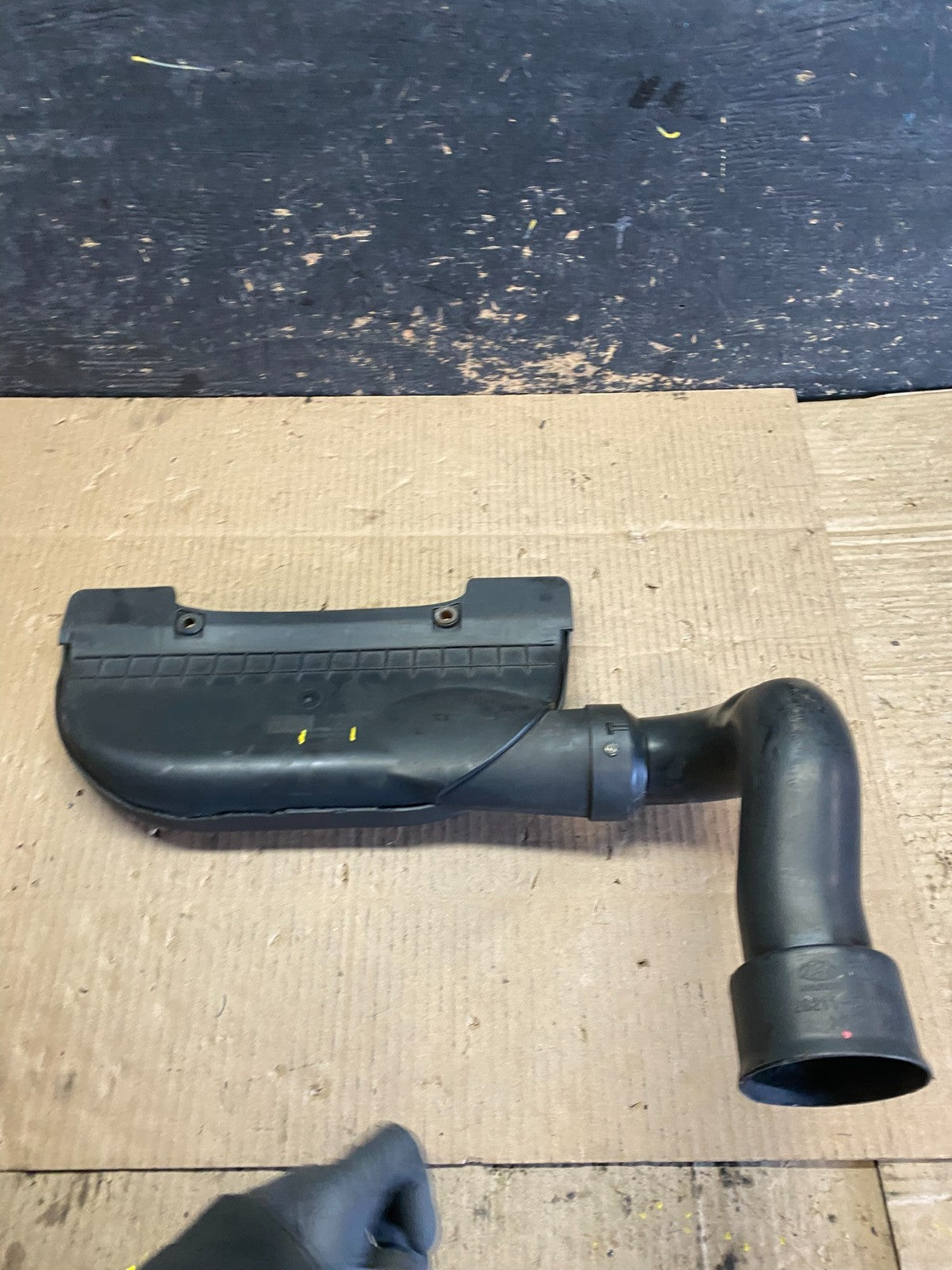 2009 to 2011 Hyundai Elantra I30  Air Cleaner Intake Duct w5780 DG5