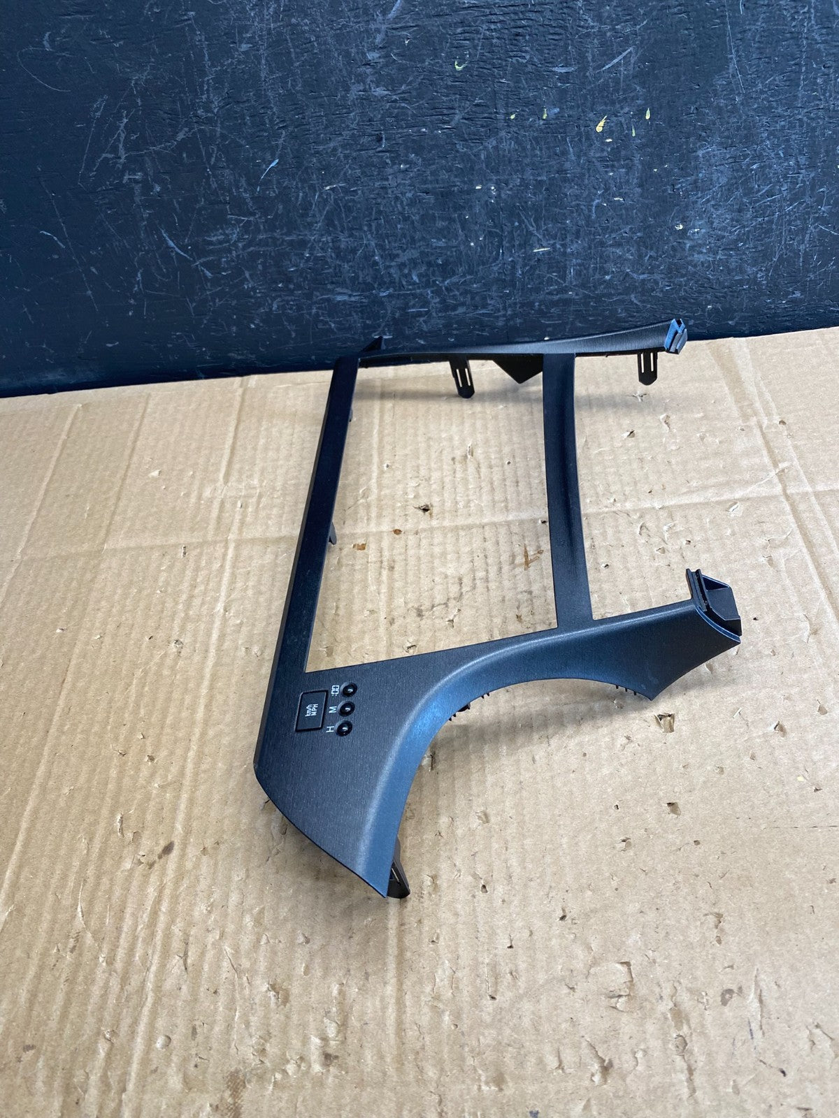 2010 to 2015 Toyota Prius Radio CD Player Screen Bezel Trim AC9516 DG1