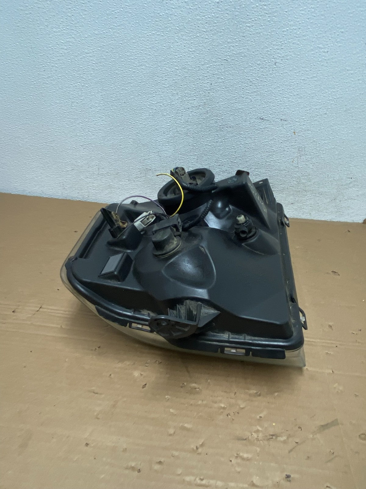 2008-2014 Ford Econoline E150 E250 E350 Right Passenger Headlight AD4250 DW5