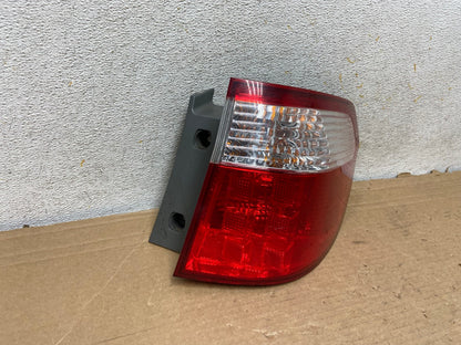 2005 2006 2007 Honda Odyssey Right Passenger RH Side Tail Light AH8476 LK1