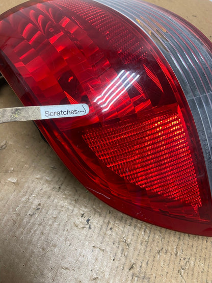 2001 to 2002 Honda Accord Sedan 4door Left Driver LH Tail Light AE2830 LK3