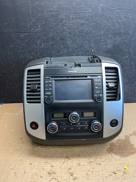 2013-2014 Nissan Xterra Frontier AM FM CD Player Radio Climate Control AG8803 DG0