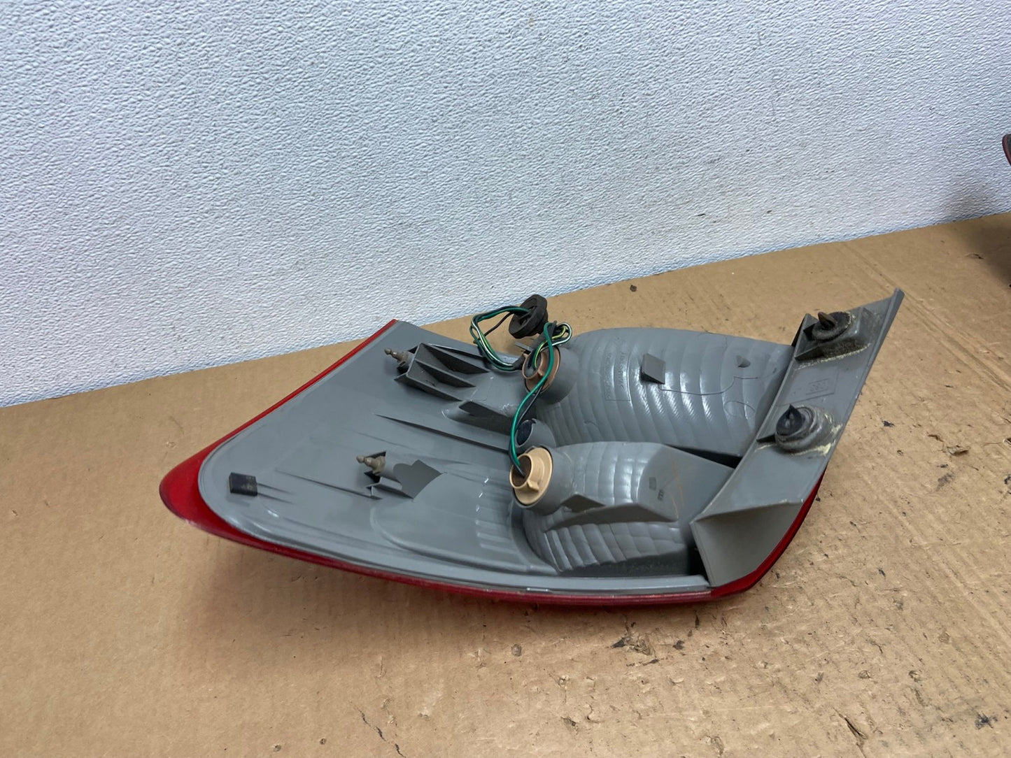 2008 to 2015 Nissan Rogue Left Driver Lh Side Tail Light AC8229 LK4