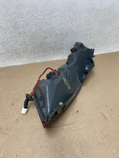 2006 to 2007 Nissan Murano Right Passenger Rh Side Tail Light AH6774 LK4
