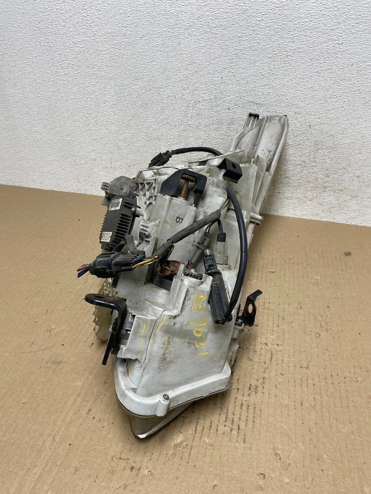 2007-2009 Infiniti G35 G37 Left Driver Hid Xenon Headlight Sedan AE7031 DW8