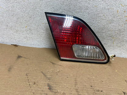 2002 2003 2004 Lexus ES300 ES330 Left Driver Lh Inner Tail Light AH4287 LK0