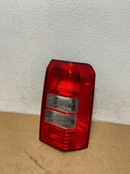 2008-2016 Jeep Patriot Right Passenger Rh Side Tail Light AD6056 DW0