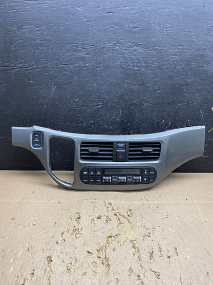 2005 to 2010 Honda Odyssey  Radio Climate Control Dash Trim Bezel u5780 DG0