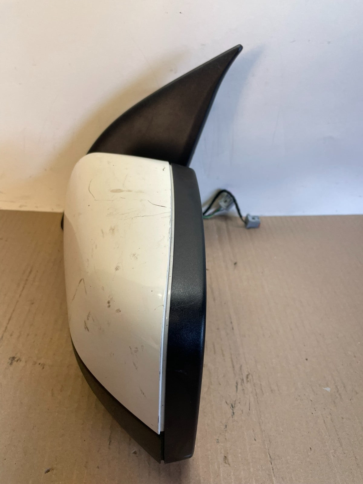2011 to 2015 Land Rover LR2 Left Lh Side Door Power Mirror aj0837 DG10