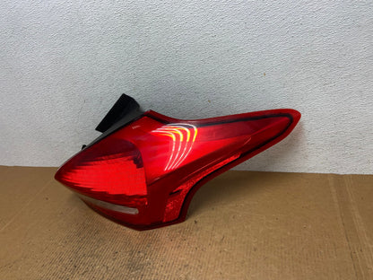 2015 to 2018 Ford Focus Tail Light Hatchback Right Passenger Side AE1582 LK1
