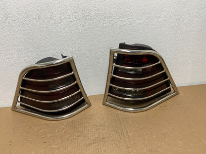 1998 to 2001 Mercedes ML320 ML-Class Right Passenger Rh Tail Light AB65630