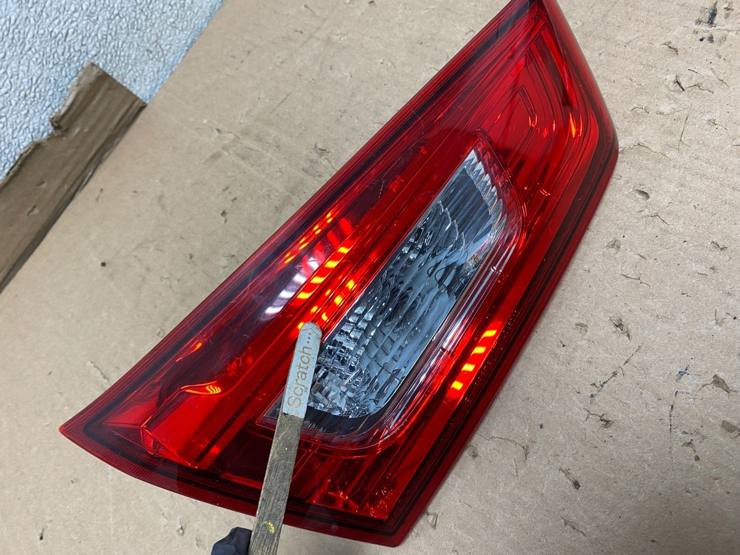 2010 to 2018 Mitsubishi Outlander Sport Left Side Inner Tail Light Oem U8305 DW3