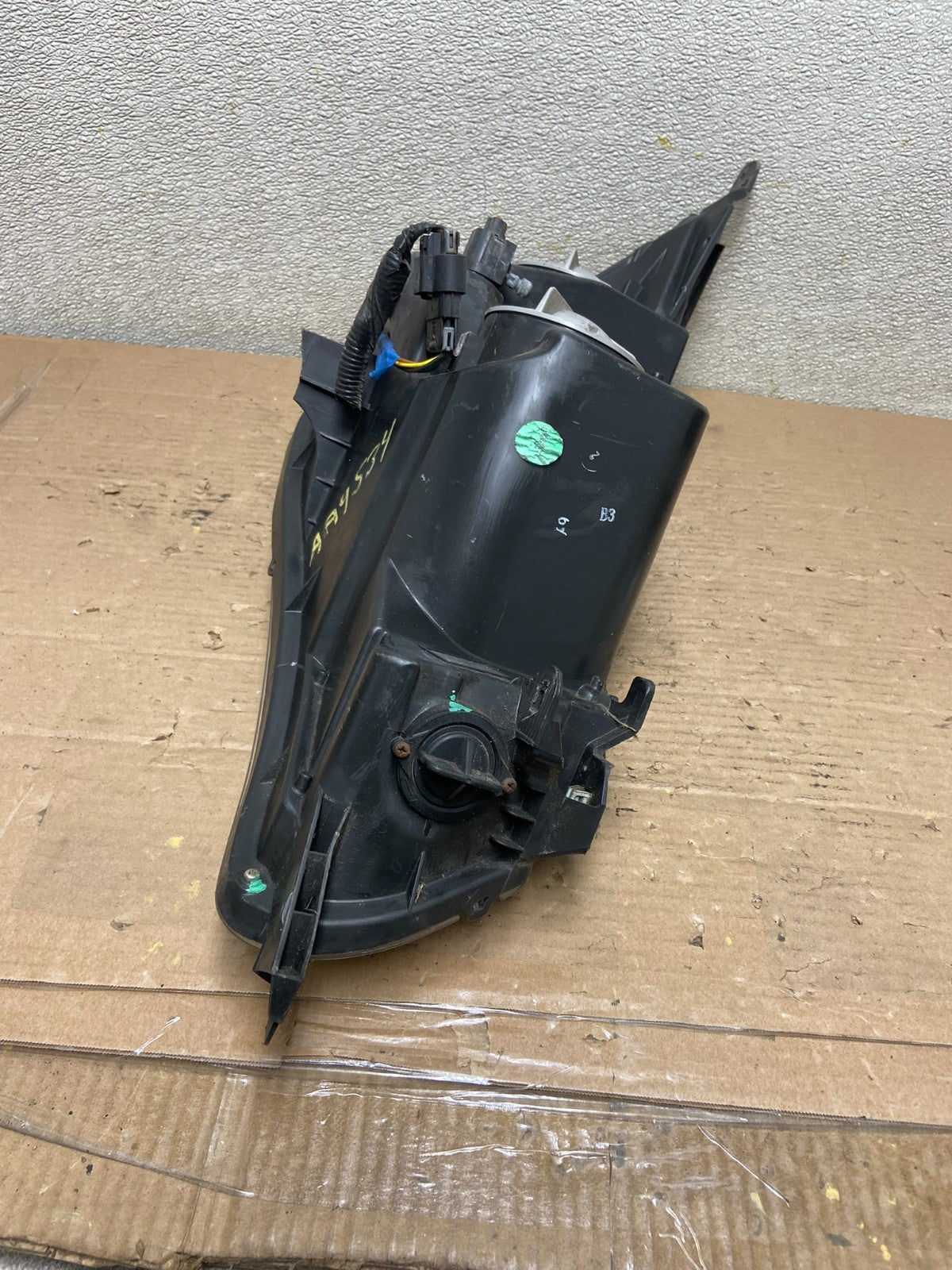 2010 to 2013 Buick Lacrosse Left Driver LH Halogen Headlight Oem AA9534 DW7
