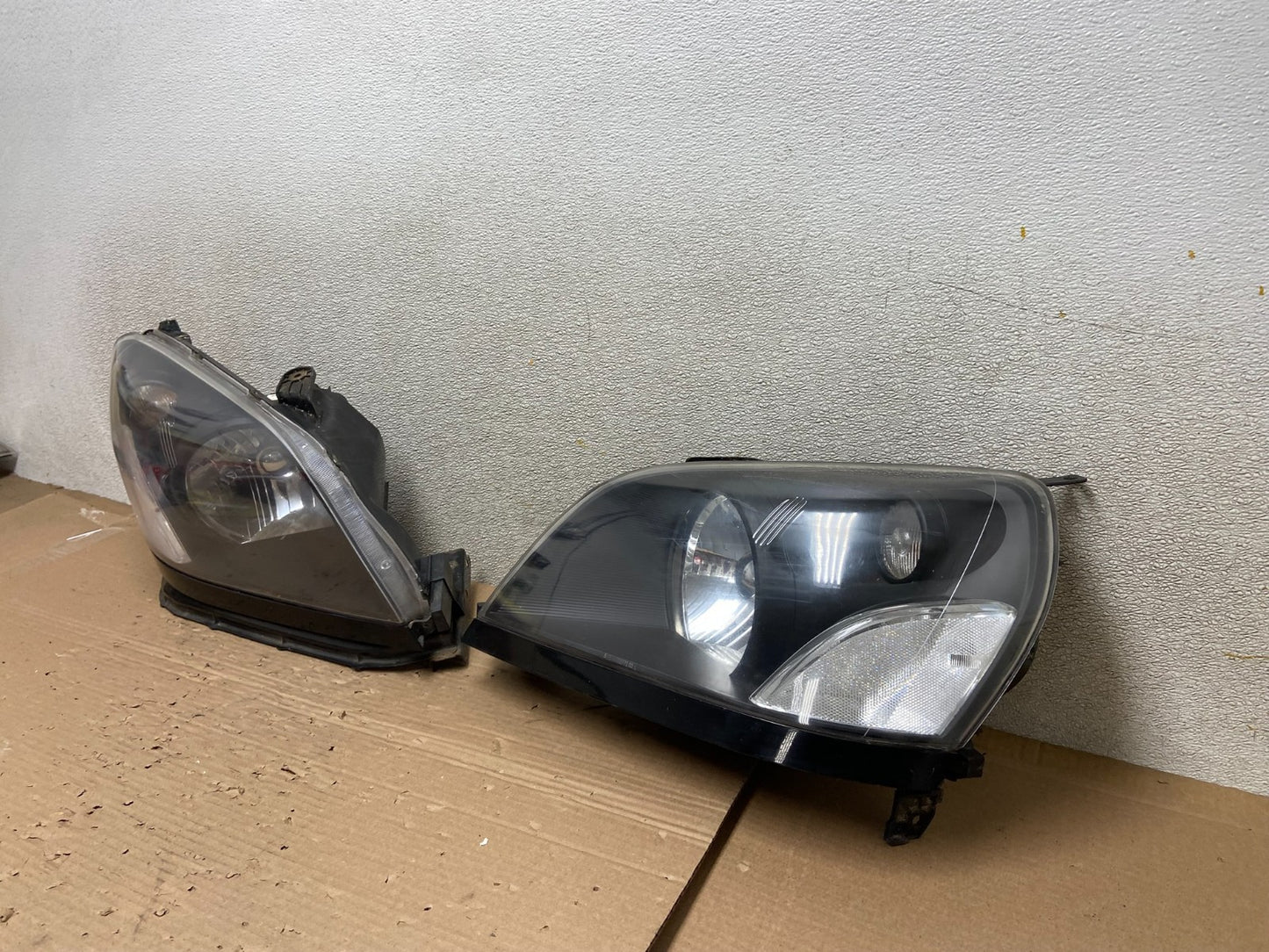 2003 2004 2005 Honda Pilot Left+Right Side Halogen Headlights AB1221 DG1