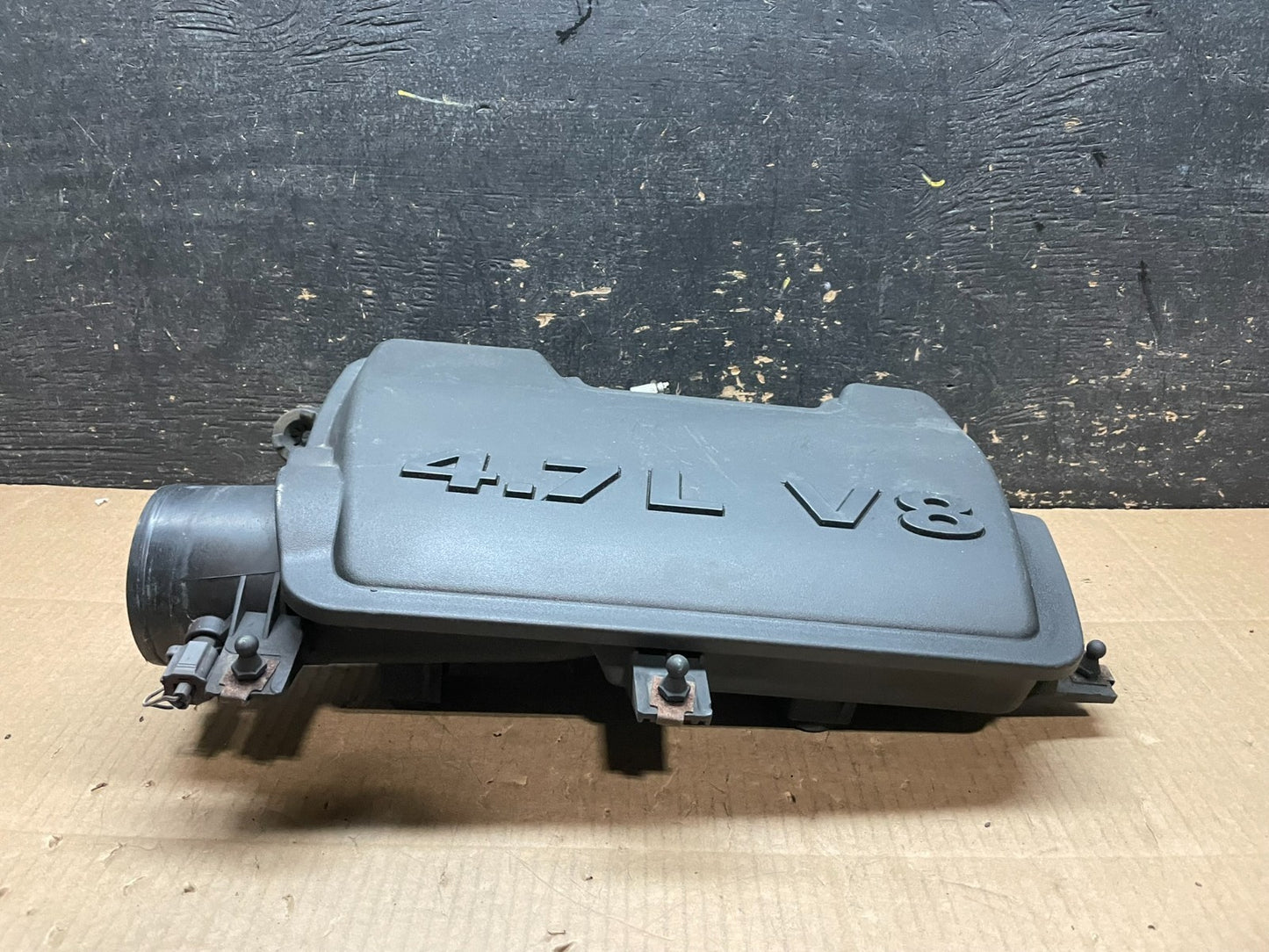 2008 2009 Jeep Commander 4.7L V8 Air Cleaner Filter Box OEM Y1740 DG1