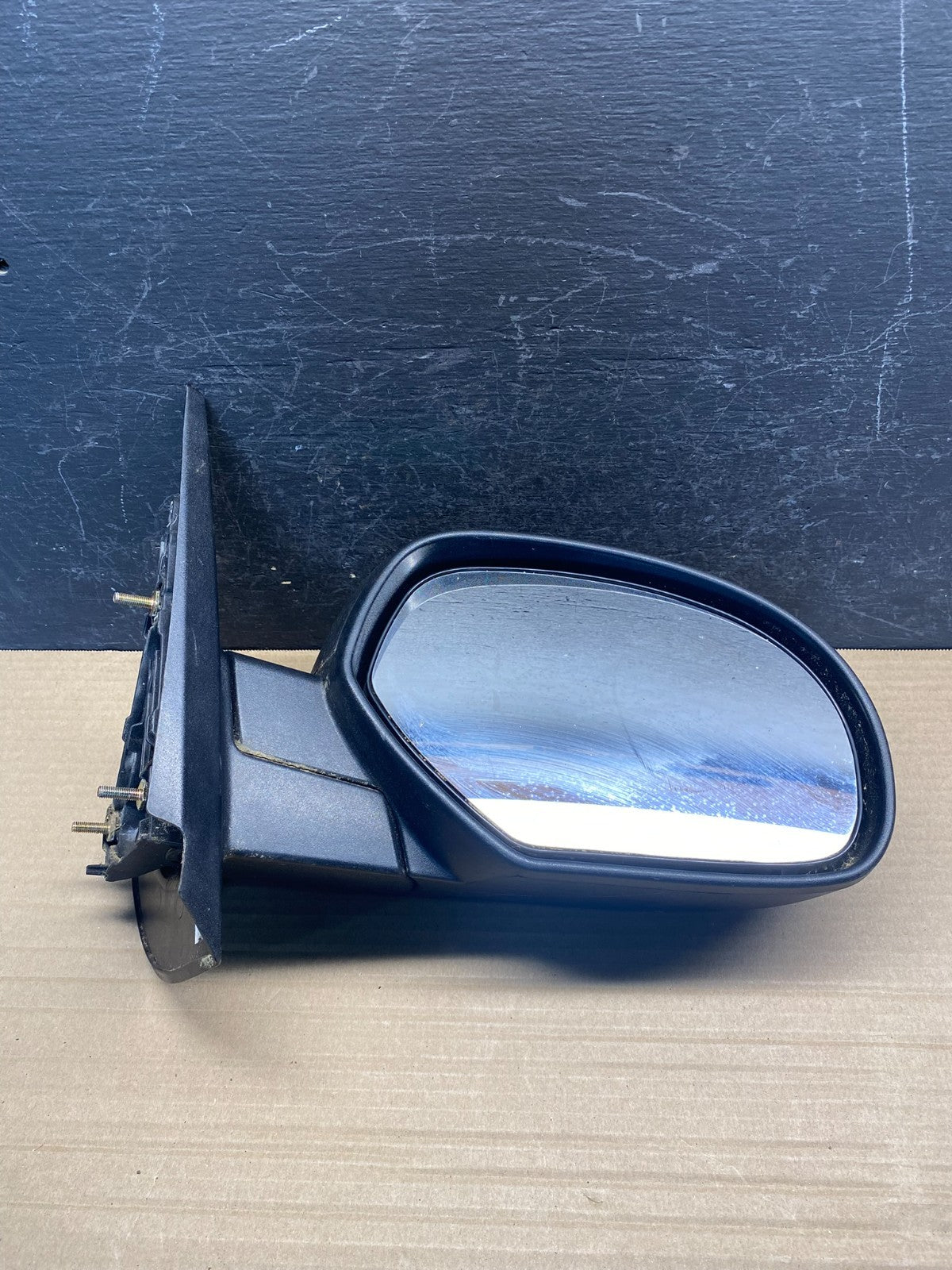 2007-2013 Chevrolet Tahoe Silverado Suburban Right Passenger Mirror AF0112 DW7