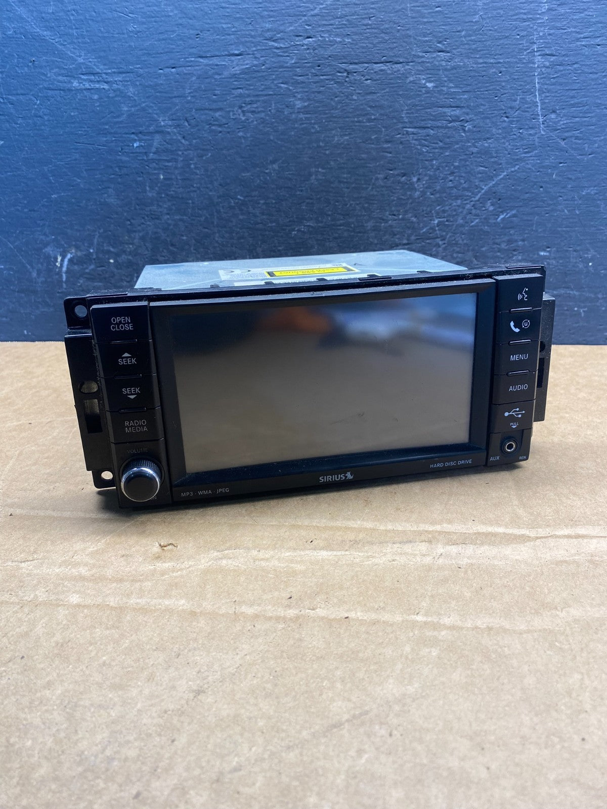 2008 2013 Jeep Dodge Chrysler Screen Display CD Player Satellite Radio AD7331 DG0