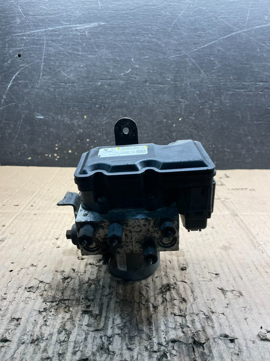 2009 2010 Ford E250 E350 Econoline Anti-Lock ABS Antilock Brake Pump v2292 DG0
