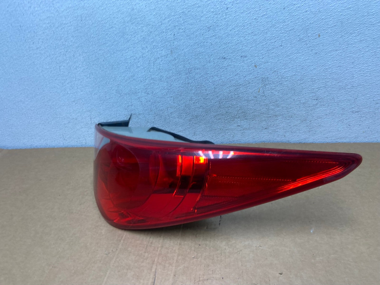 2011 2012 2013 Hyundai Sonata Right Passenger RH Tail Light AD5413 LK1