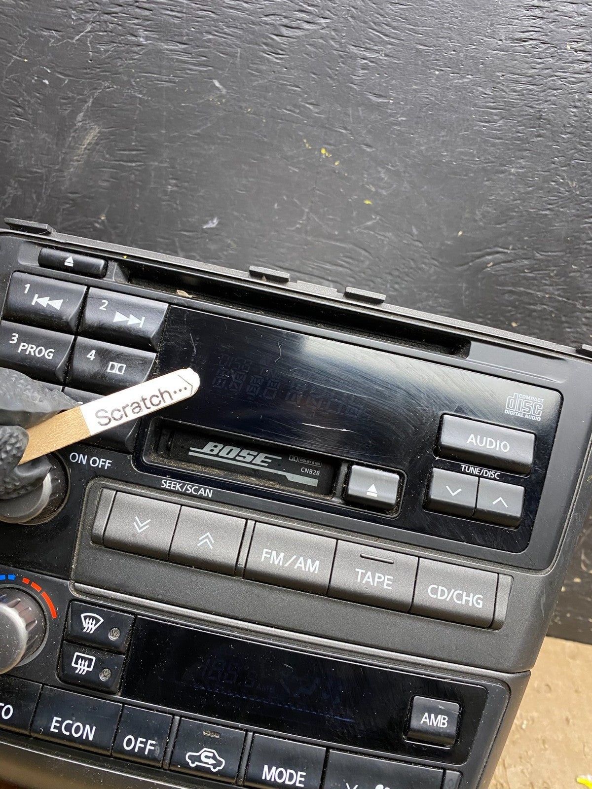 2000 to 2001 Infiniti i30 Bose Radio AM/FM Casette Climate Control V9992 DG1