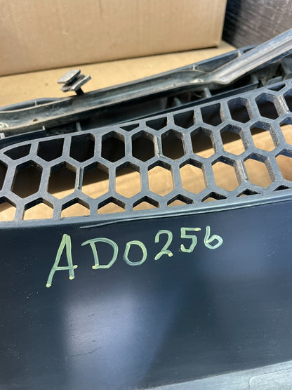 2004 to 2008 Ford F150 F-150 Front Upper Grill Grille AD0256 DG5