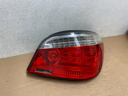 2008 2009 2010 BMW 5 525i 530i Right Passenger Rh Tail Side Light M0366 DW2