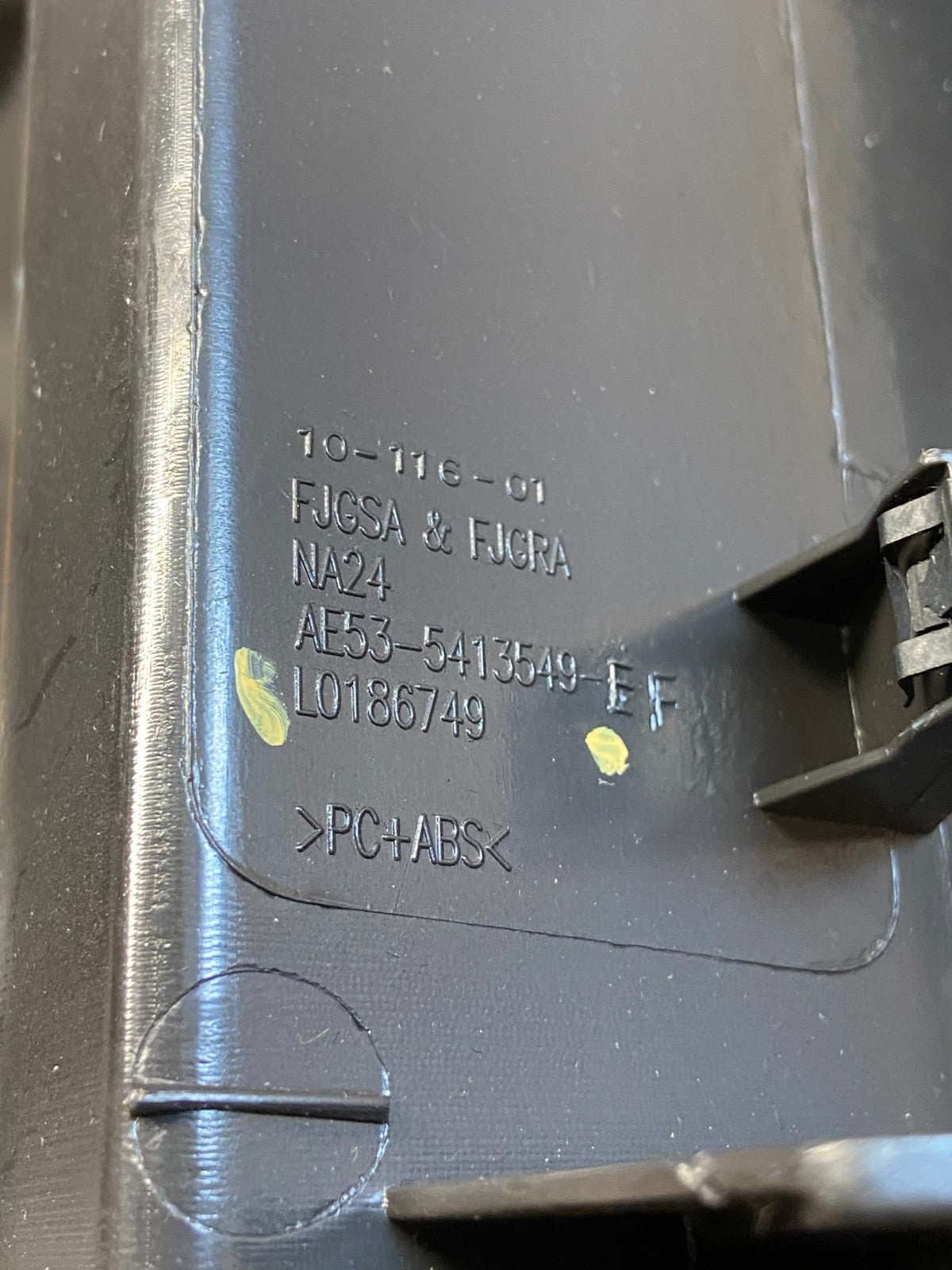 2010 - 2012 Ford Fusion Milan Center Dash Storage Cubby Air Vent AH1452 DG5