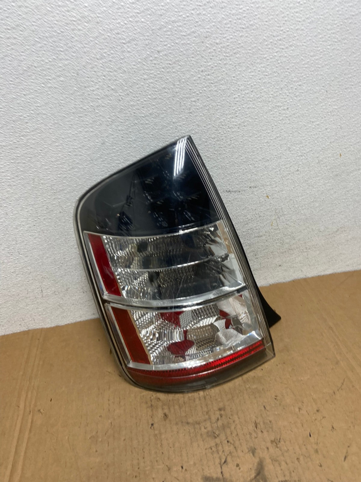 2004 2005 Toyota Prius Tail Light Left Driver Lh Side AD2844 LK2