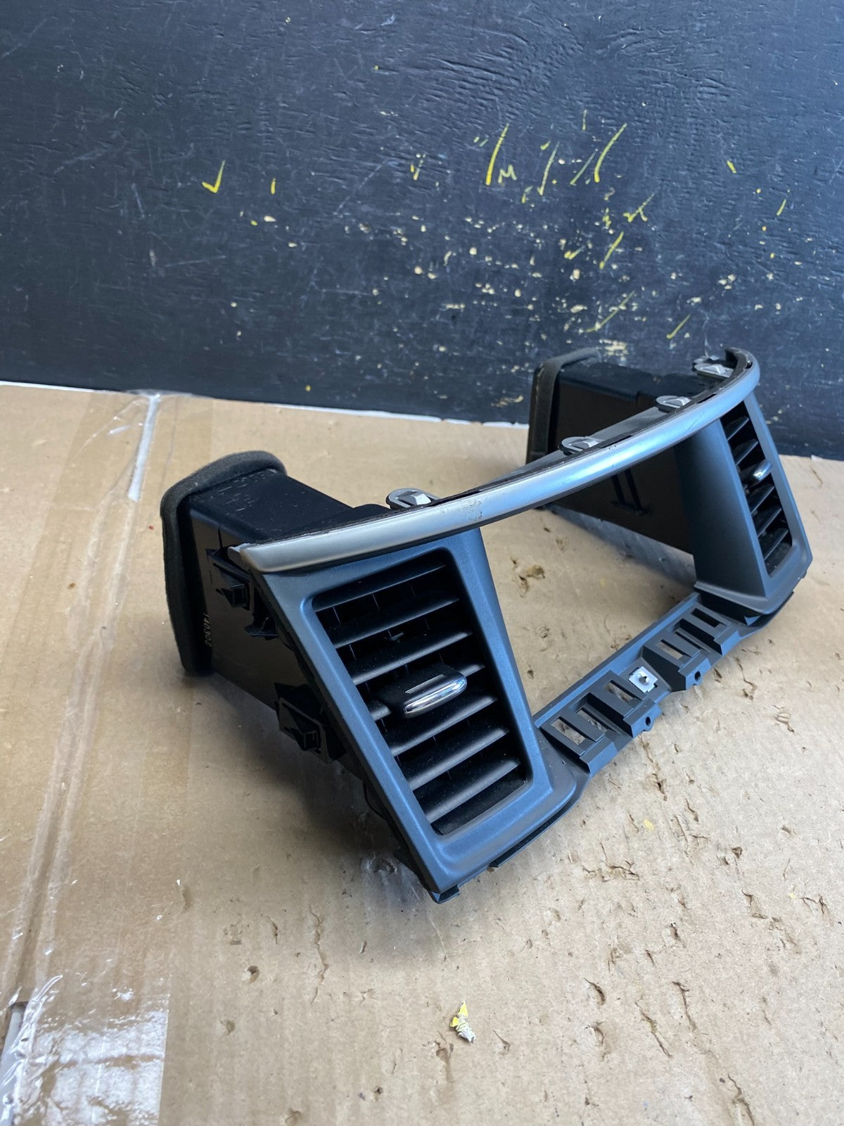 2013 to 2020 Nissan Pathfinder Center Dash Radio Trim Bezel  Surround ab2231 DG1