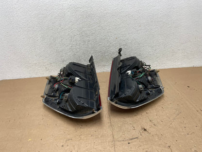 2000 to 2003 Mitsubishi Pajero Left+Right Driver Side Tail Lights AG5676 LK10