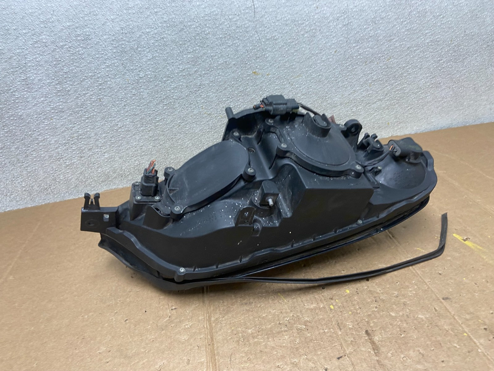 2003 to 2006 Lincoln Ls Left Driver Lh Headlight Halogen Oem AA1635 DW5