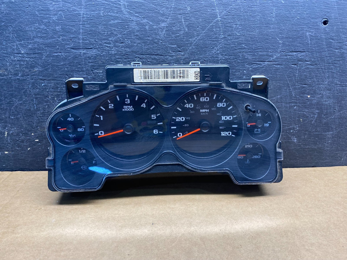 2007 to 2013 Chevrolet Silverado Suburban Cluster Gauge Speedometer ah7099 DG0